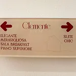 Clemente House Centro Chic Homestay *